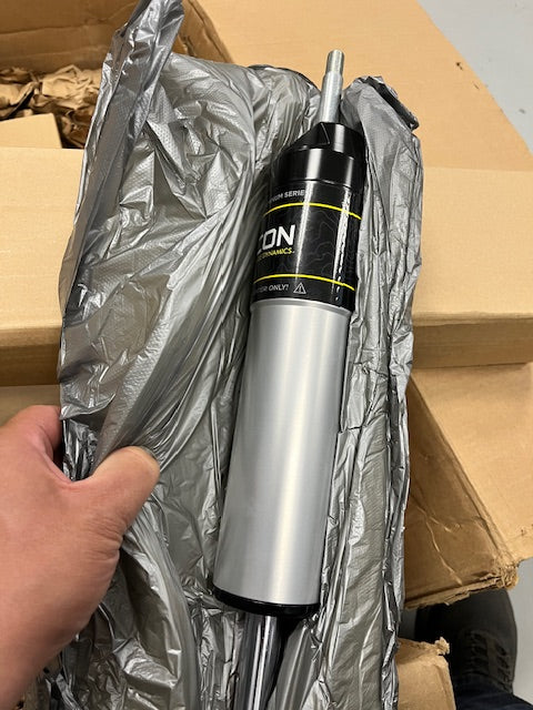 OPEN BOX - ICON 2020-Up GM 2500/3500 HD, 0-2" Lift 2.5 VS Shock System, Tubular UCA