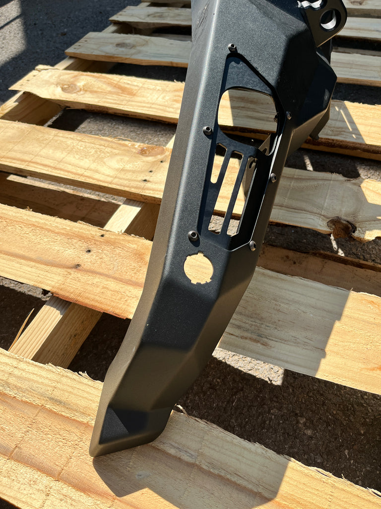 OPEN BOX (WILL CALL ONLY) 2021-2025 Ford Bronco Bomber Front Bumper (Rigid)