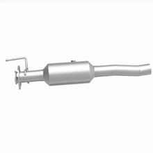 Load image into Gallery viewer, MagnaFlow 18-19 Ford F-450 Super Duty V10 6.8L Underbody Direct Fit Catalytic Converter