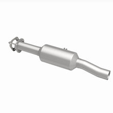 Load image into Gallery viewer, MagnaFlow 16-19 Ford E-450 Super Duty Base V10 6.8L Underbody Direct-Fit Catalytic Converter