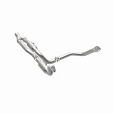 Load image into Gallery viewer, MagnaFlow 2012 Ram 1500 Tradesman HD V8 5.7L OEM Underbody Direct-Fit Catalytic Converter
