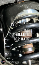 Load image into Gallery viewer, 2022 + BRONCO RAPTOR - BILLET TOP HAT WITH 1 INCH LIFT FOR STOCK SHOCK - Fox Orange Anodized Finish 

FMI050103970140192