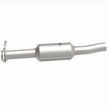 Load image into Gallery viewer, MagnaFlow 09-10 Ford F-550 Super Duty V10 6.8L Rear Underbody Direct Fit Catalytic Converter