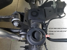 Load image into Gallery viewer, Timber Grove 09'-UP RAM 1500 Factory Level Rear CRM Air Spring Kit (SQ0190473)