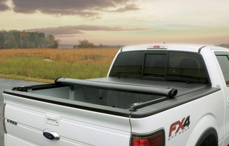 Lund 02-17 Dodge Ram 1500 (5.5ft. Bed) Genesis Roll Up Tonneau Cover - Black