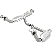 Load image into Gallery viewer, MagnaFlow Conv DF 02-06 Cadillac Escalade / 02-06 Chevy Avalanche 5.3L Dual Conv Y-Pipe Assembly 2WD