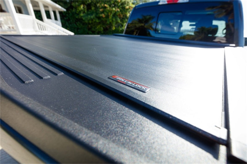 Roll-N-Lock 16-17 Toyota Tacoma Double Cab 60-1/2in E-Series Retractable Tonneau Cover