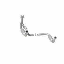 Load image into Gallery viewer, MagnaFlow Conv DF 2000 Chevrolet/GMC Express/Savana 1500/2500 5.7L to 8500 GVW