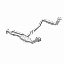 Load image into Gallery viewer, MagnaFlow Conv DF 02-06 Cadillac Escalade / 02-06 Chevy Avalanche 5.3L Dual Conv Y-Pipe Assembly 2WD