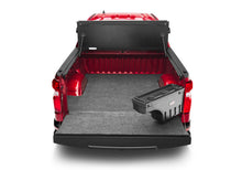 Load image into Gallery viewer, UnderCover 07-18 Chevy Silverado 1500 (19 Legacy) Passengers Side Swing Case - Black Smooth