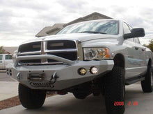 Load image into Gallery viewer, Road Armor 03-05 Dodge 2500 Stealth Front Winch Bumper w/Pre-Runner Guard - Tex Blk