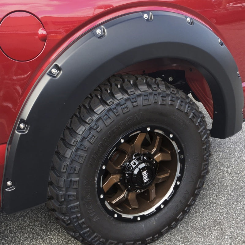 Bushwacker 18-19 Ford F-150 Pocket Style Flares 4pc - Black