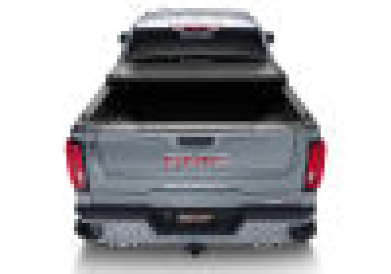 UnderCover 02-21 Ram 1500 5.7ft (Does not fit Rambox) Triad Bed Cover