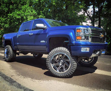 Load image into Gallery viewer, Superlift 07-16 Chevy Silv 4WD 8in Lift Kit w/ OE Cast Steel Control Arms &amp; King Coilovers &amp; Shocks