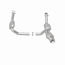 Load image into Gallery viewer, MagnaFlow Conv DF 02-06 Cadillac Escalade / 02-06 Chevy Avalanche 5.3L Dual Conv Y-Pipe Assembly 2WD