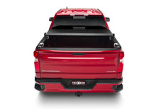 Load image into Gallery viewer, Truxedo 19-20 GMC Sierra &amp; Chevrolet Silverado 1500 (New Body) 6ft 6in TruXport Bed Cover