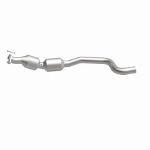 Load image into Gallery viewer, MagnaFlow 13-17 Range Rover V8 5 OEM Underbody Direct Fit EPA Compliant Catalytic Converter
