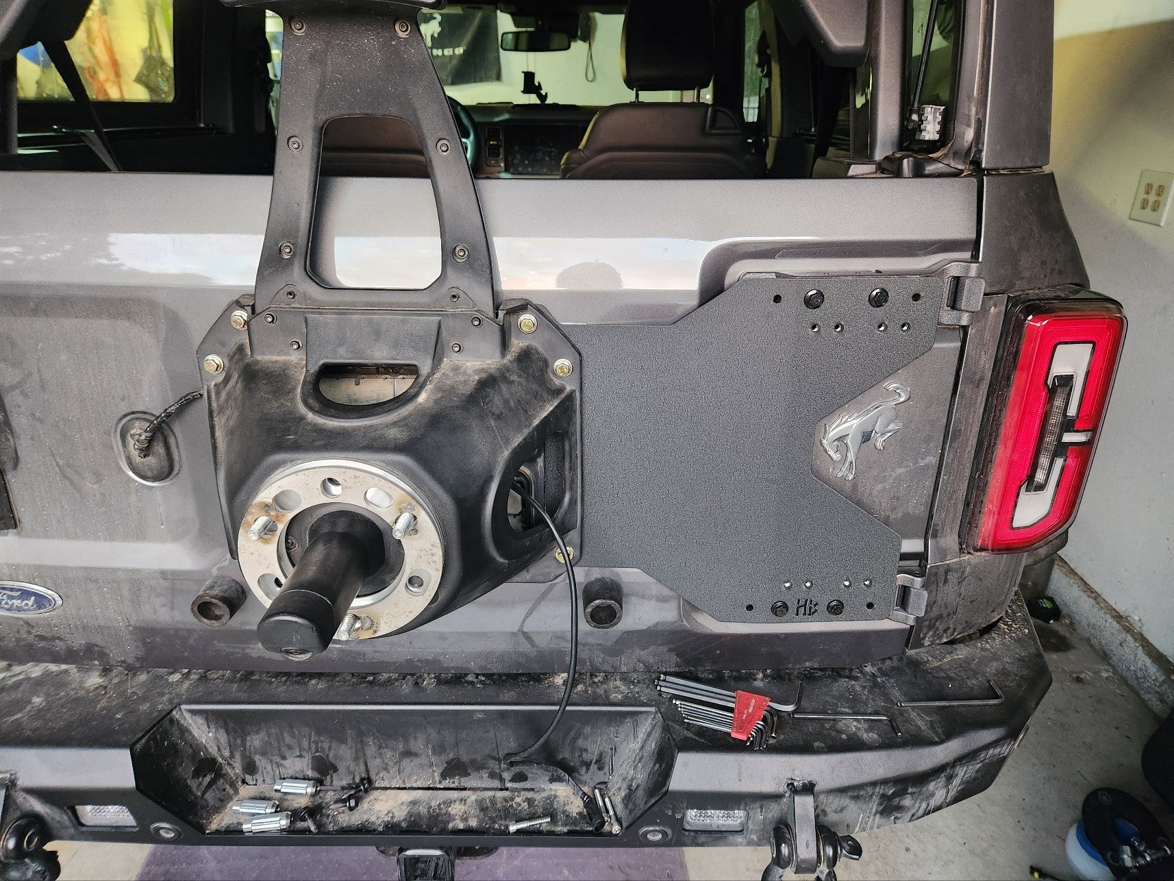 Bronco Rear Gate Hammer Built Bronco HD Tailgate Reinforcement System (Bronco Raptor Hi ...